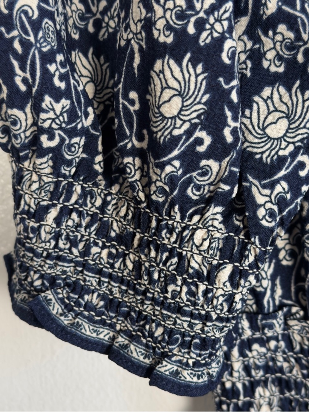Max Studio Navy and White Floral Smocked Maxi Dress XL - Picture 7 of 10